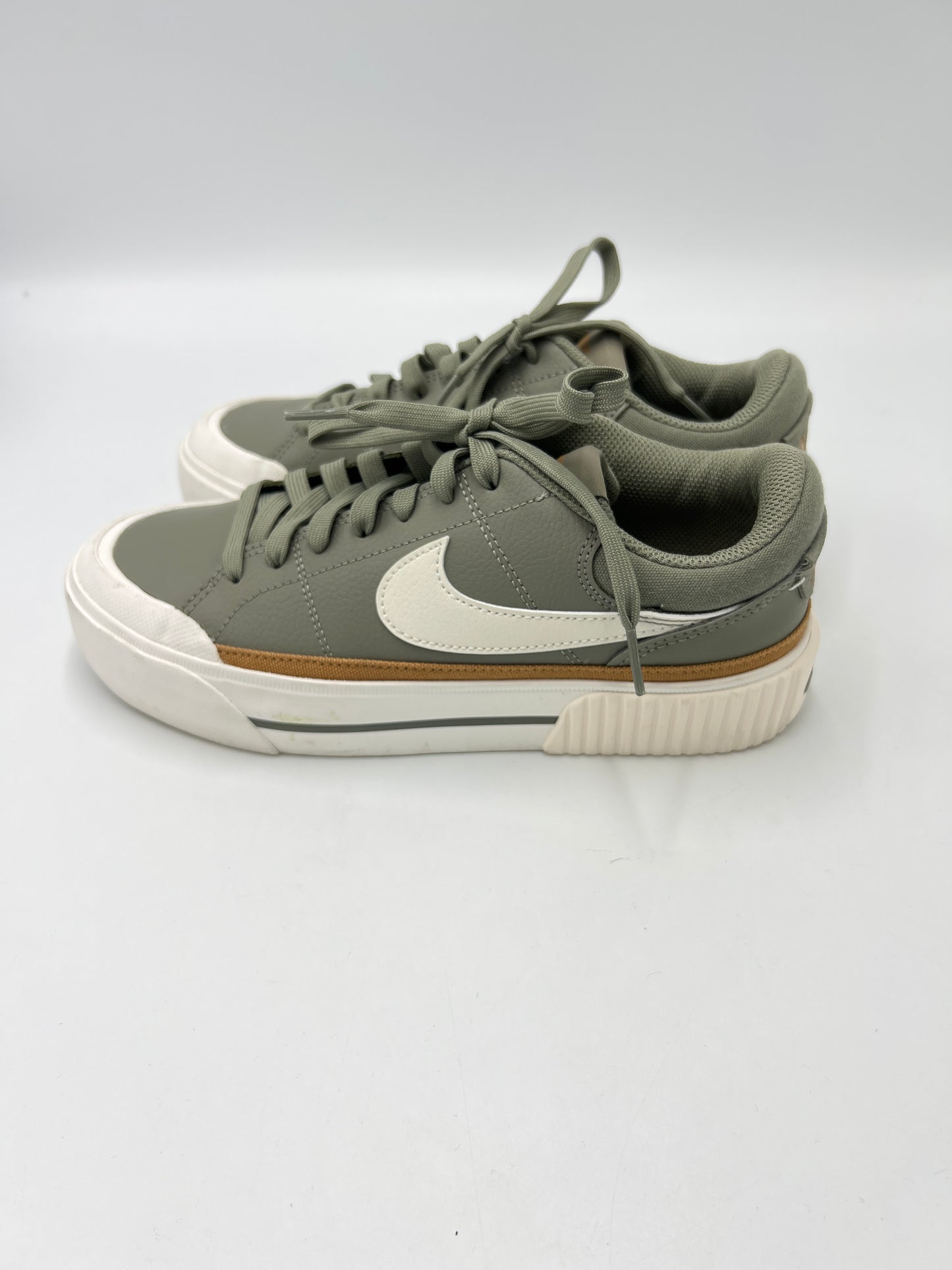 Shoes Athletic By Nike Size: 7