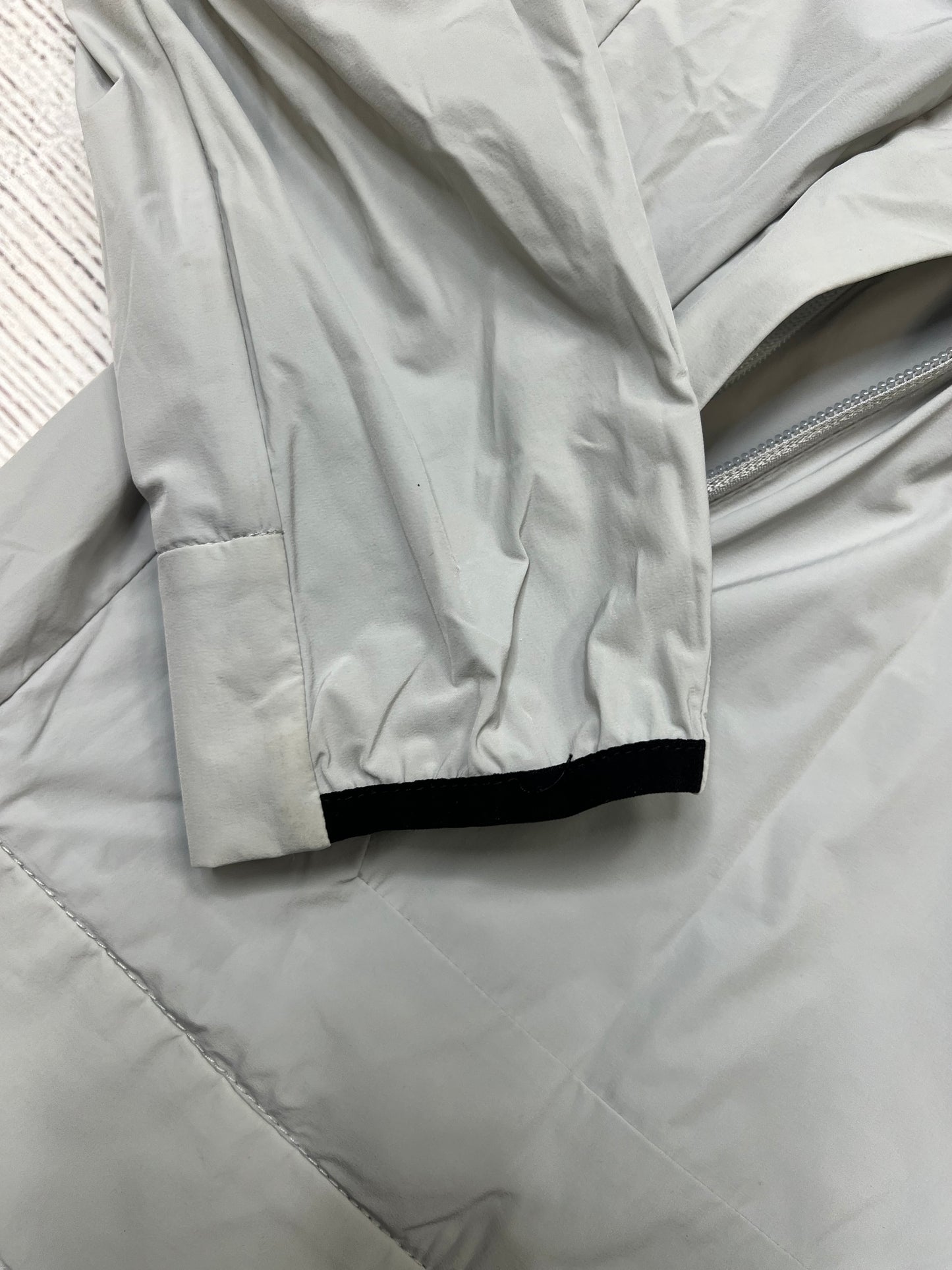 Moncler Giubbotto Givray Designer Jacket Size: L