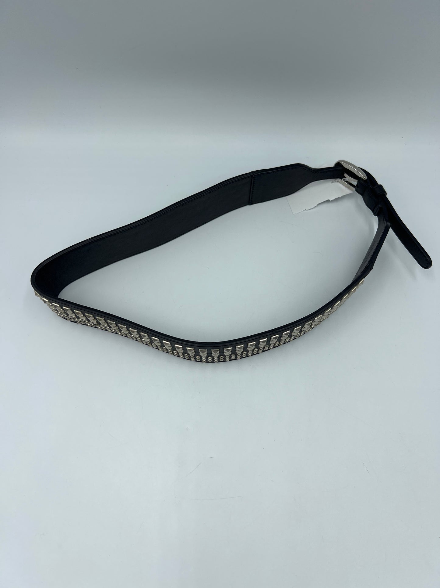 Like New! Gucci Moon Calfskin Studded Designer Belt, Size: Small (75 30)