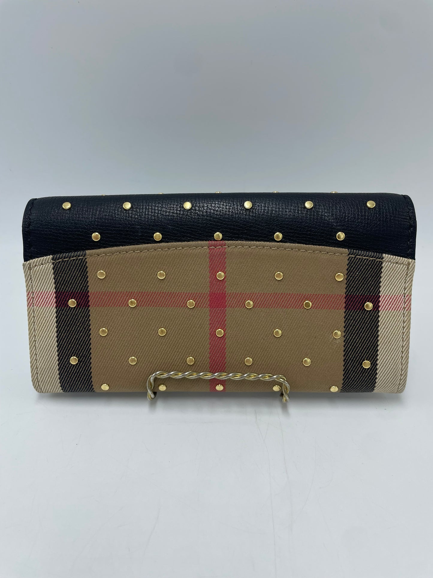 Burberry Derby Round Studs Luxury Wallet