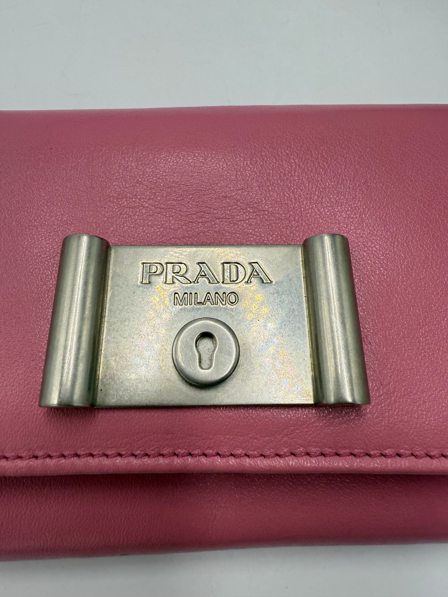 Prada Luxury Wallet With Card Case