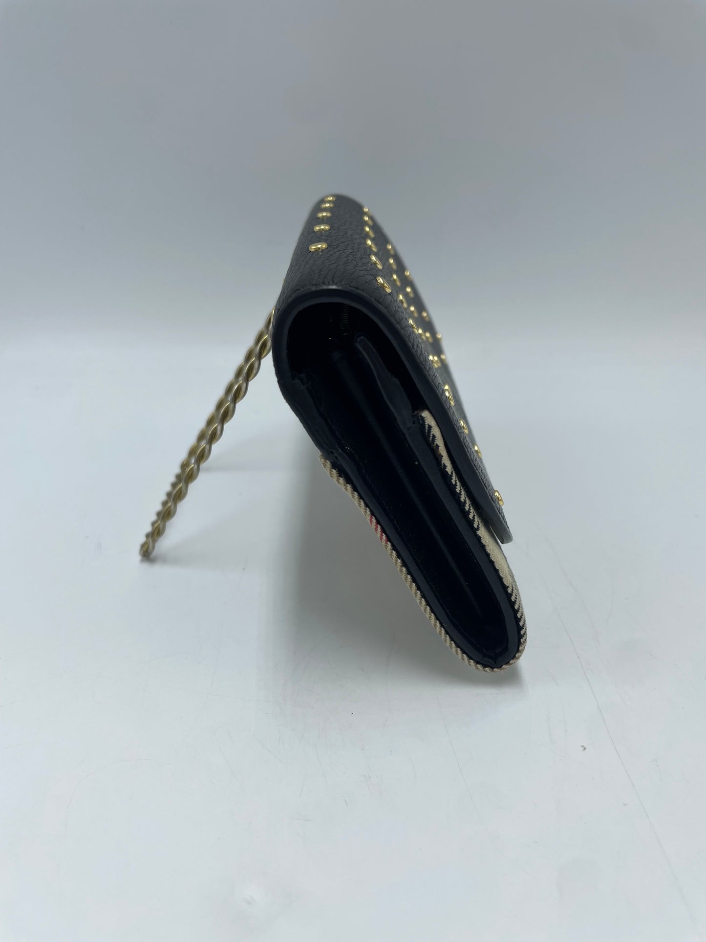 Burberry Derby Round Studs Luxury Wallet