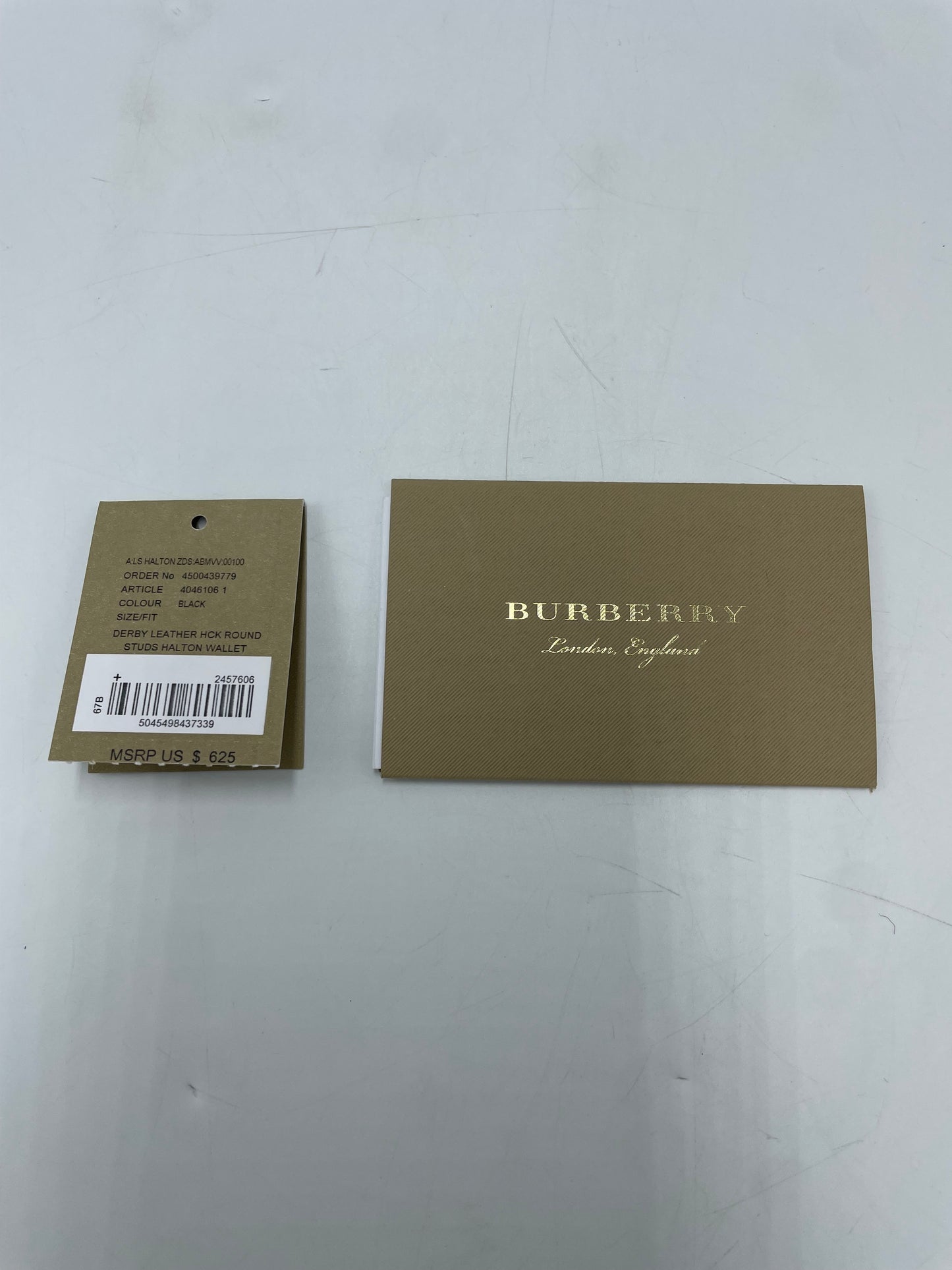 Burberry Derby Round Studs Luxury Wallet
