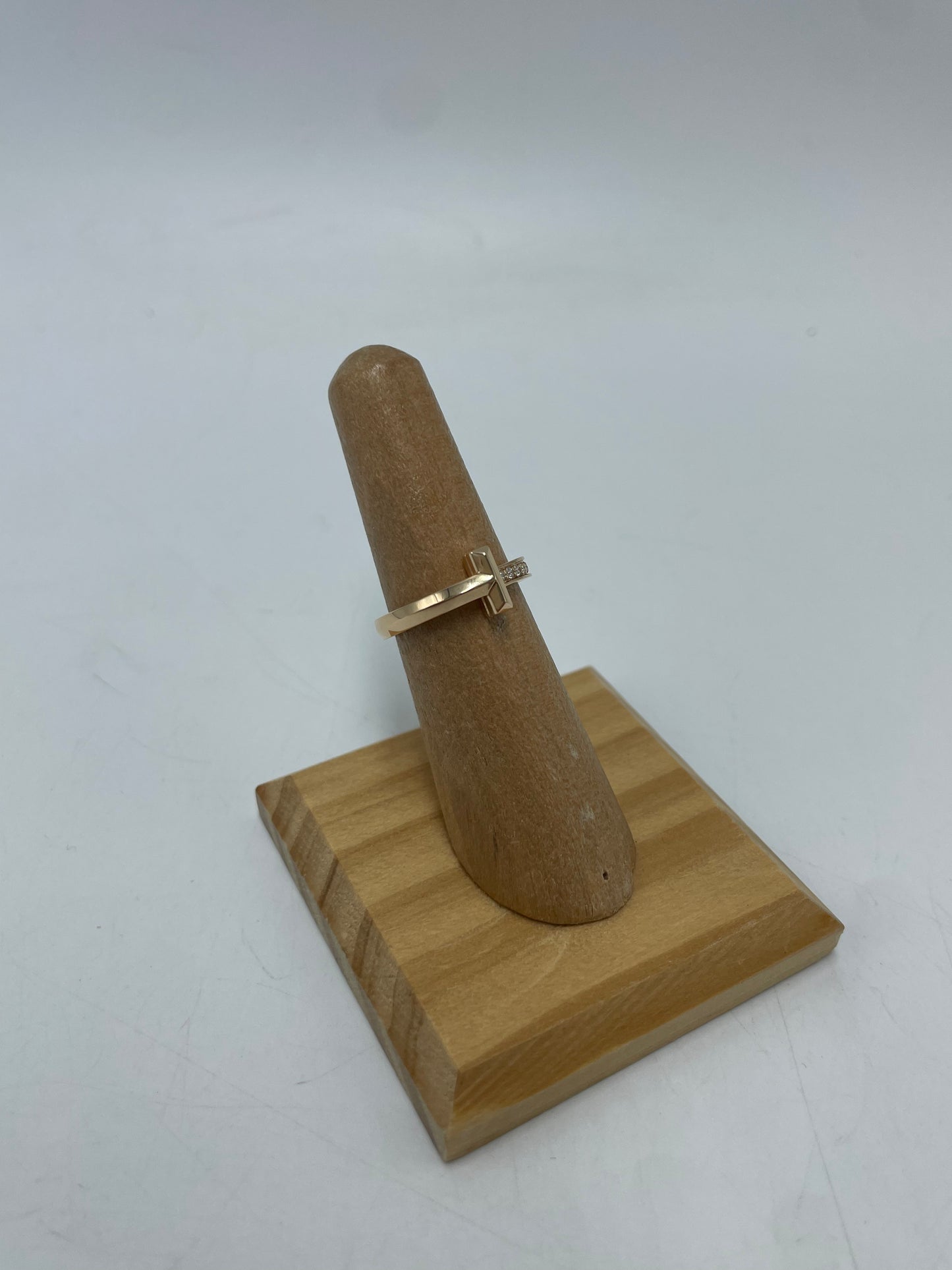 Tiffany & Company 18K T Diamond Luxury Designer Ring, Size: 5.25