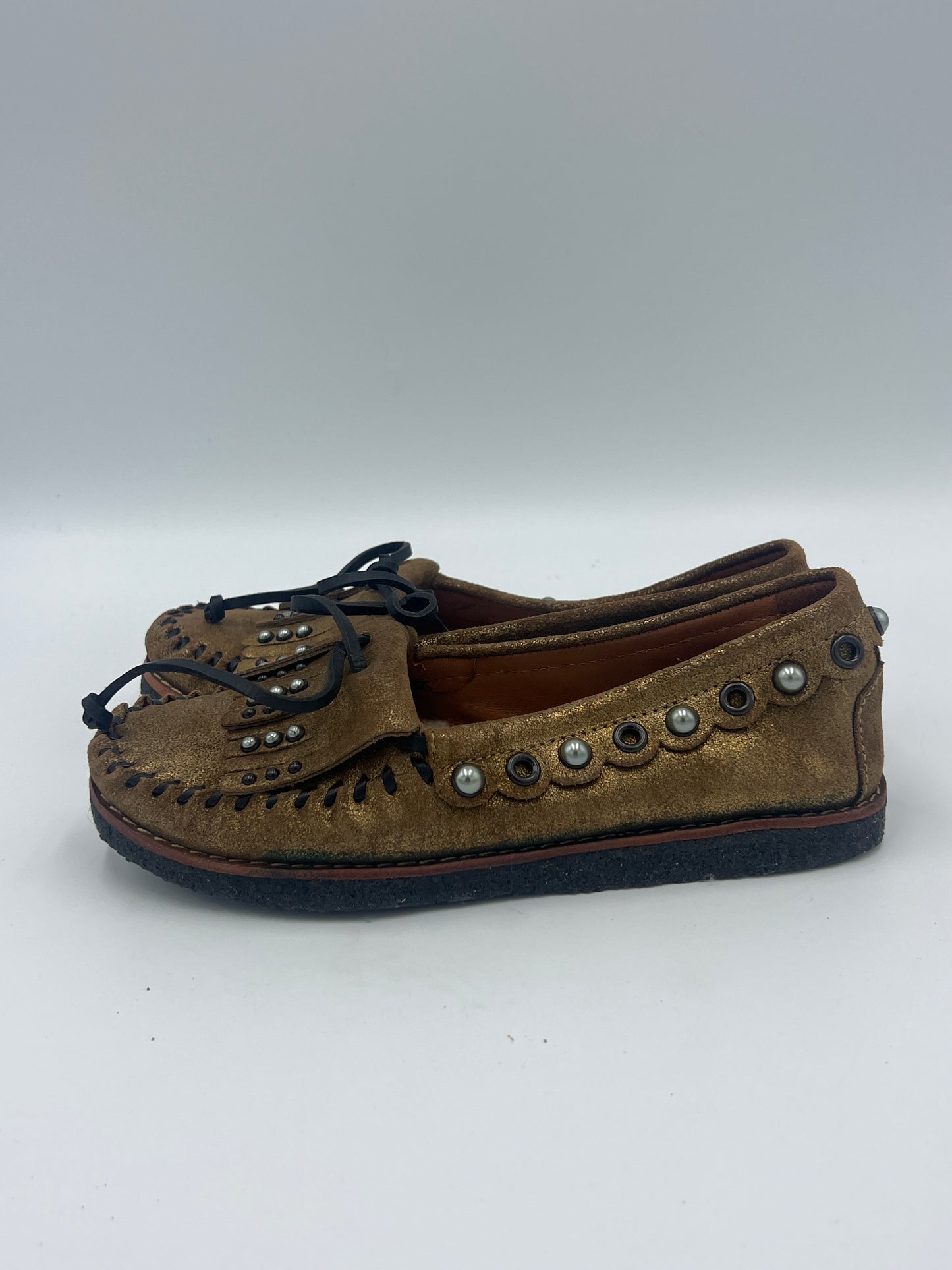 Shoes Designer By Coach Size: 5