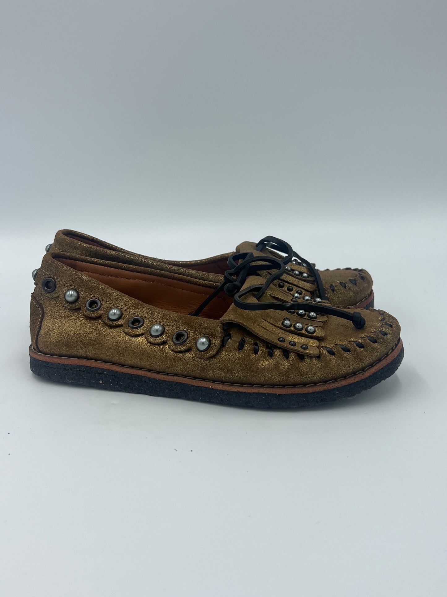 Shoes Designer By Coach Size: 5