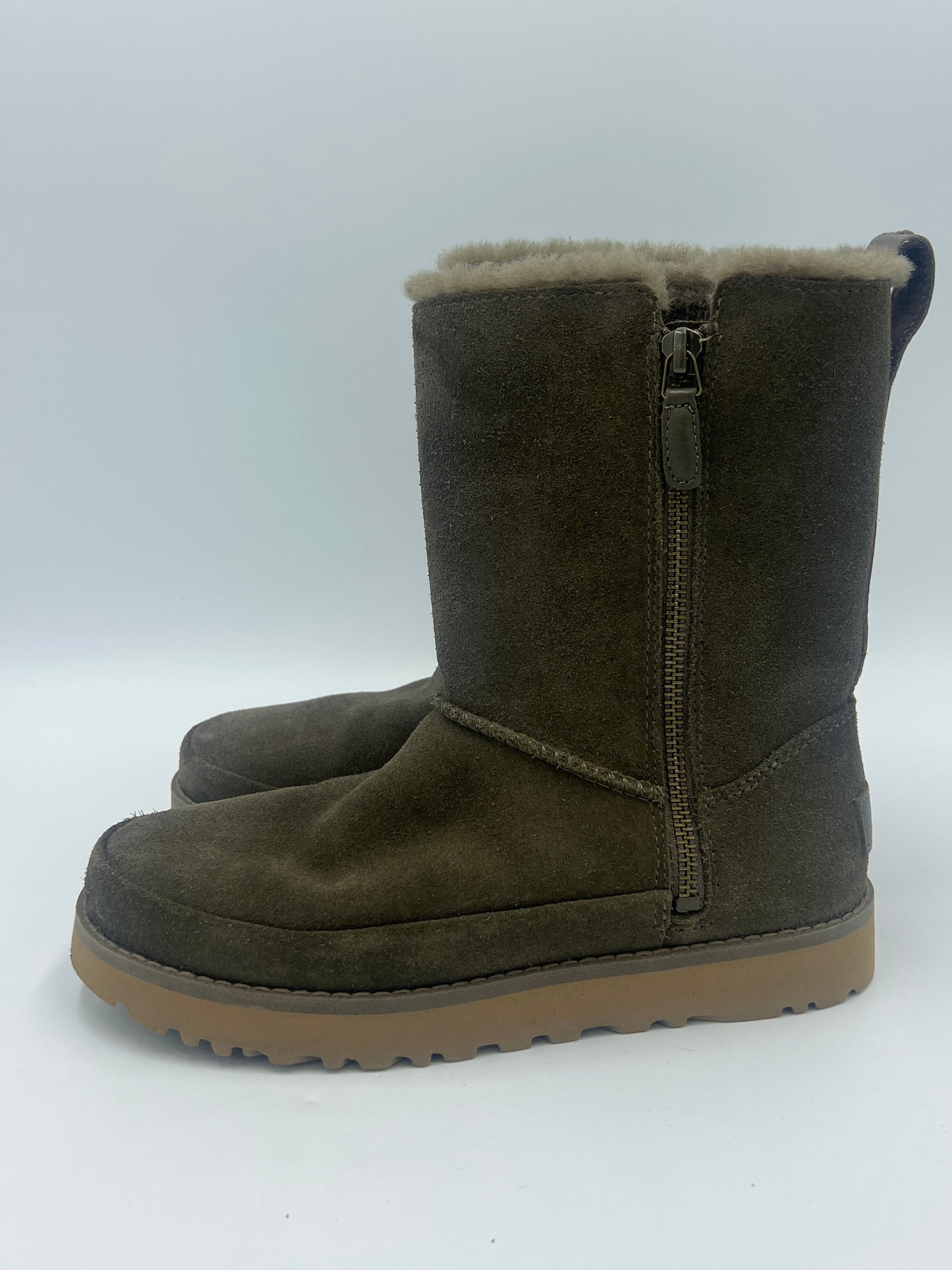 Boots Designer By UGG Size: 5