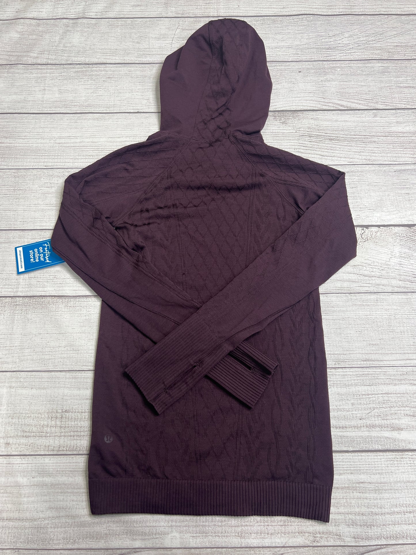 Athletic Top Long Sleeve Collar By Lululemon Size: 4