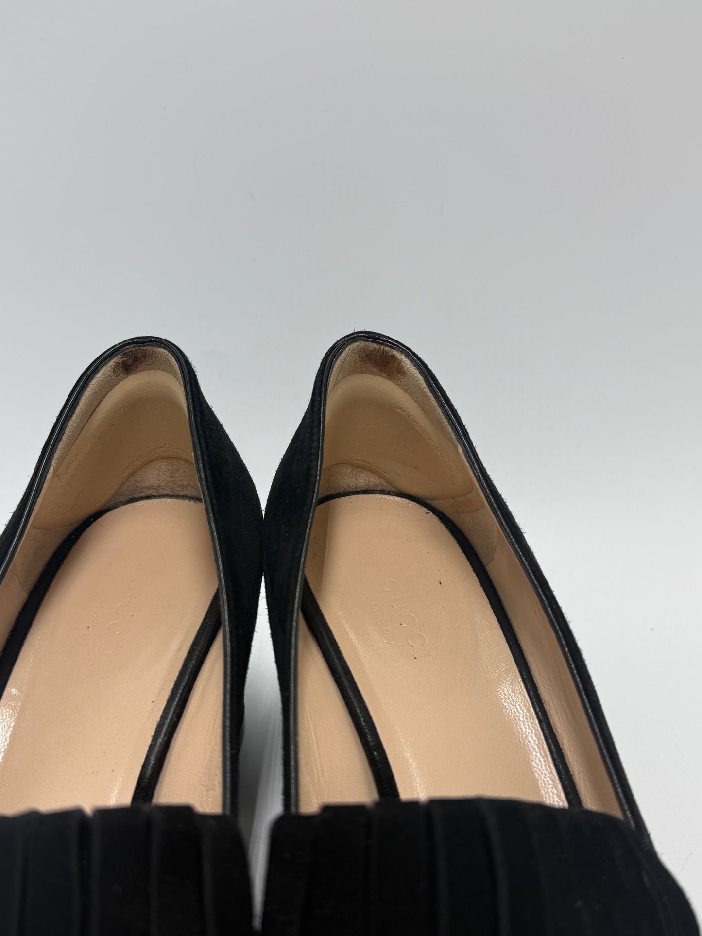 Gucci Marmot GG Luxury Shoes in Size 9 (39)