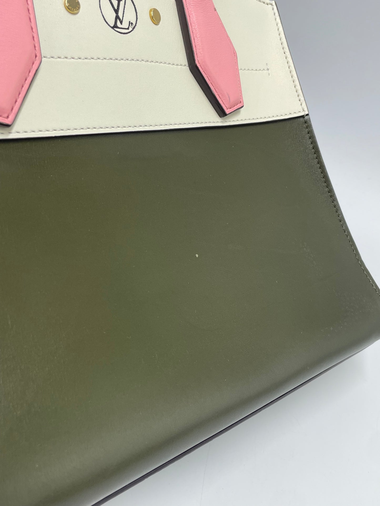 Louis Vuitton City Steamer PM Luxury Handbag