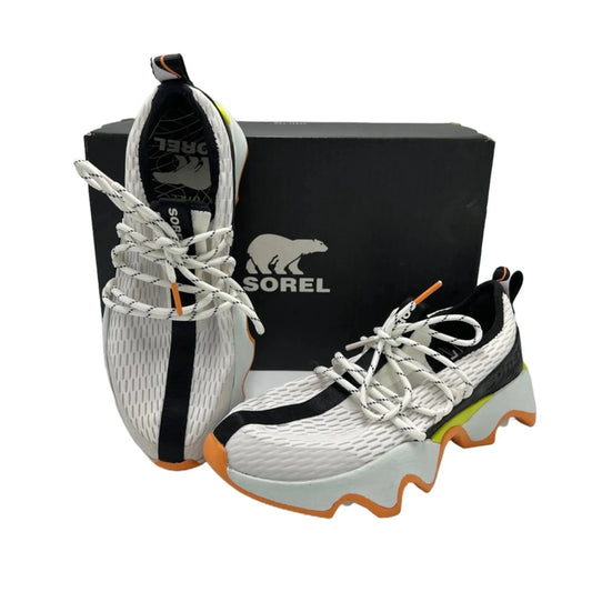 Shoes Athletic By Sorel In Black & White, Size: 6.5