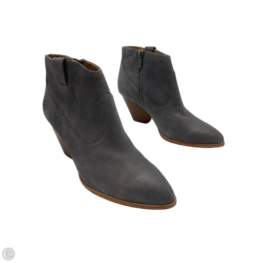 Frye Designer Boots in Grey, Size 9