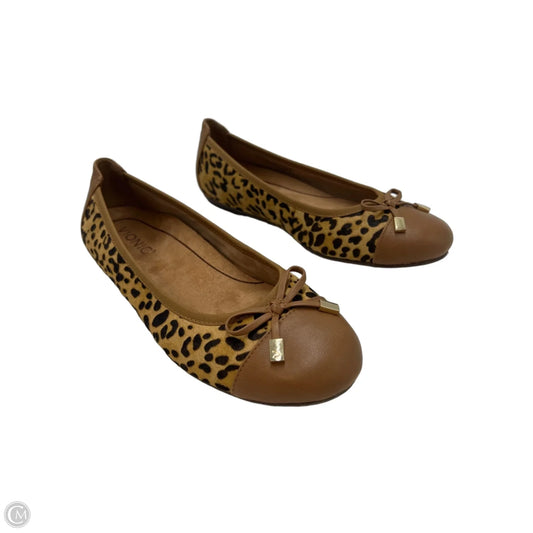 Shoes Flats By Vionic In Animal Print, Size: 8