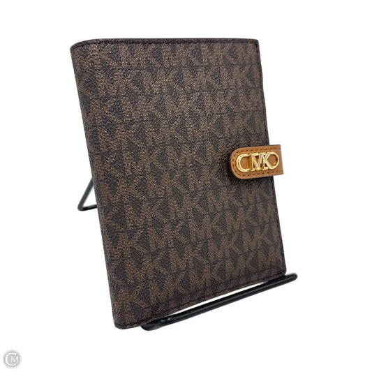New! Id/Card Holder Designer By Michael Kors