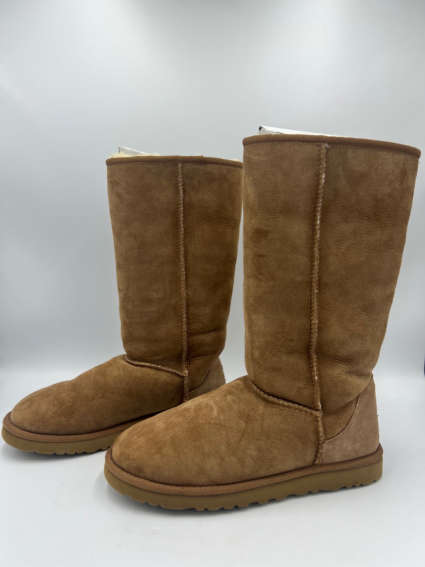 Boots Designer By Ugg  Size: 9