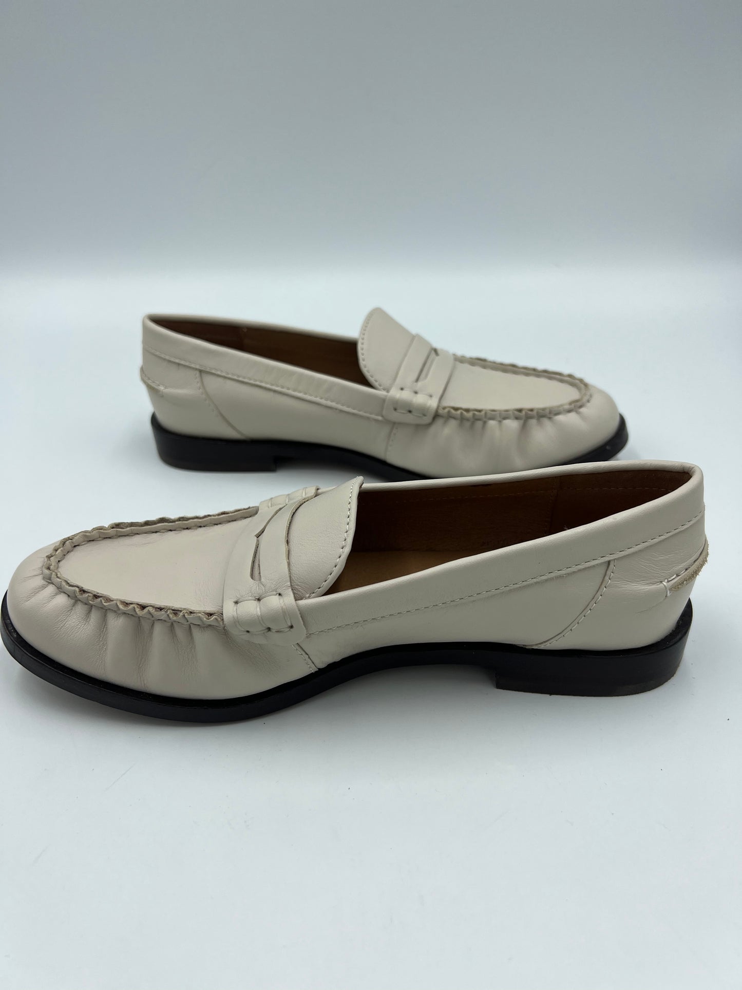 White Shoes Flats Loafer Oxford Madewell, Size 6