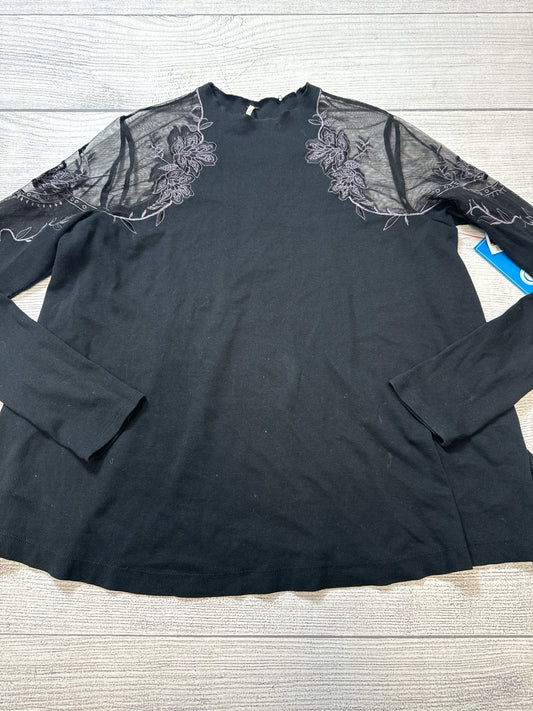 Top Long Sleeve By Free People In Black, Size: M