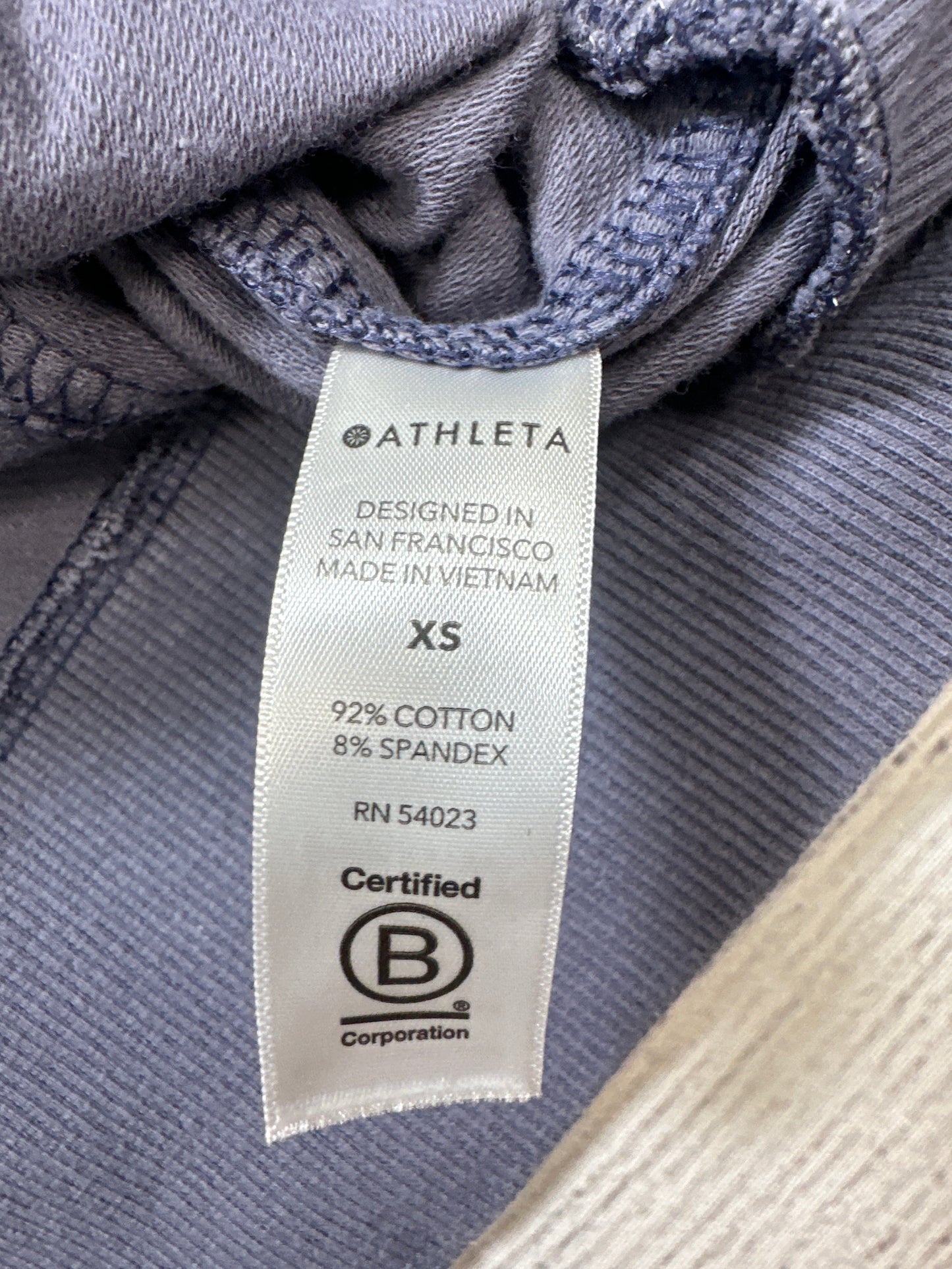 Athletic Top Long Sleeve Crewneck By Athleta In Tie Dye Print, Size: Xs