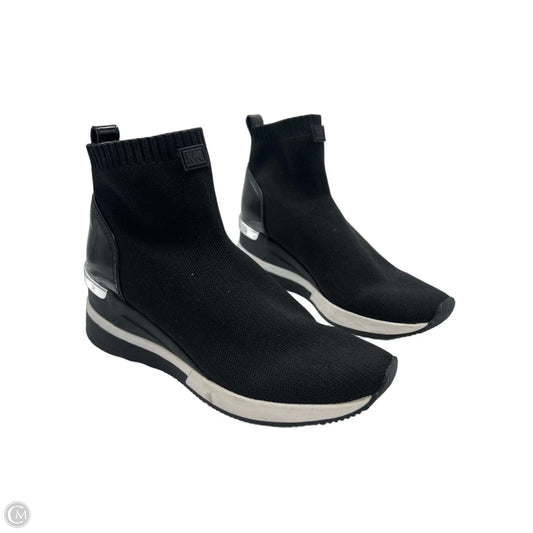 Michael Kors Designer Shoes in Black, Size 9
