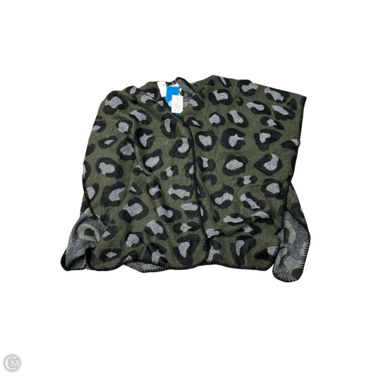 New! Mudpie Shawl in Green, Size OSFM