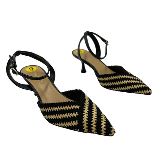 Like New! Nine West Heel Shoes in Black & Tan, Size 9