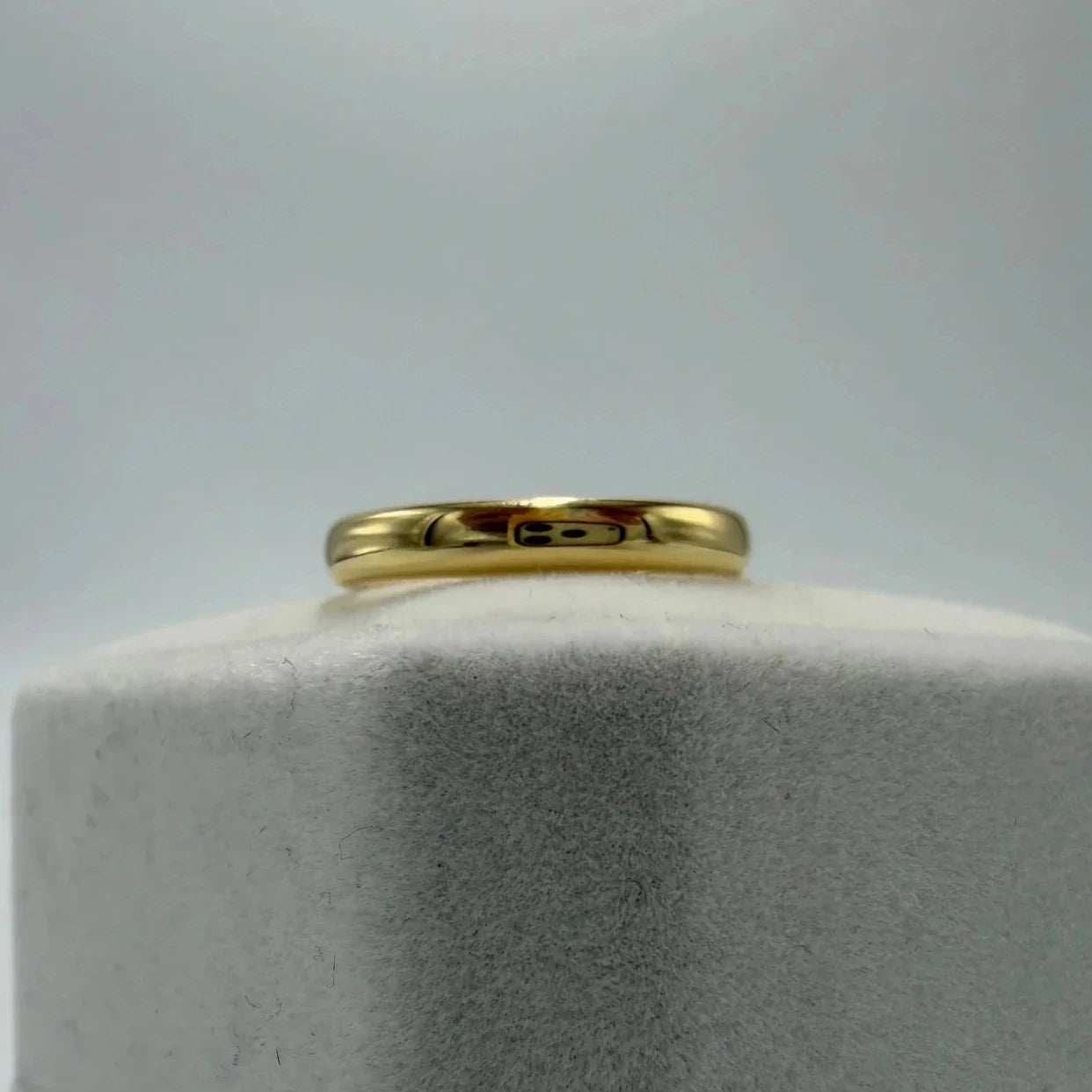 Tiffany & Company 18K Forever 3MM Wedding Band, Size: 6.5