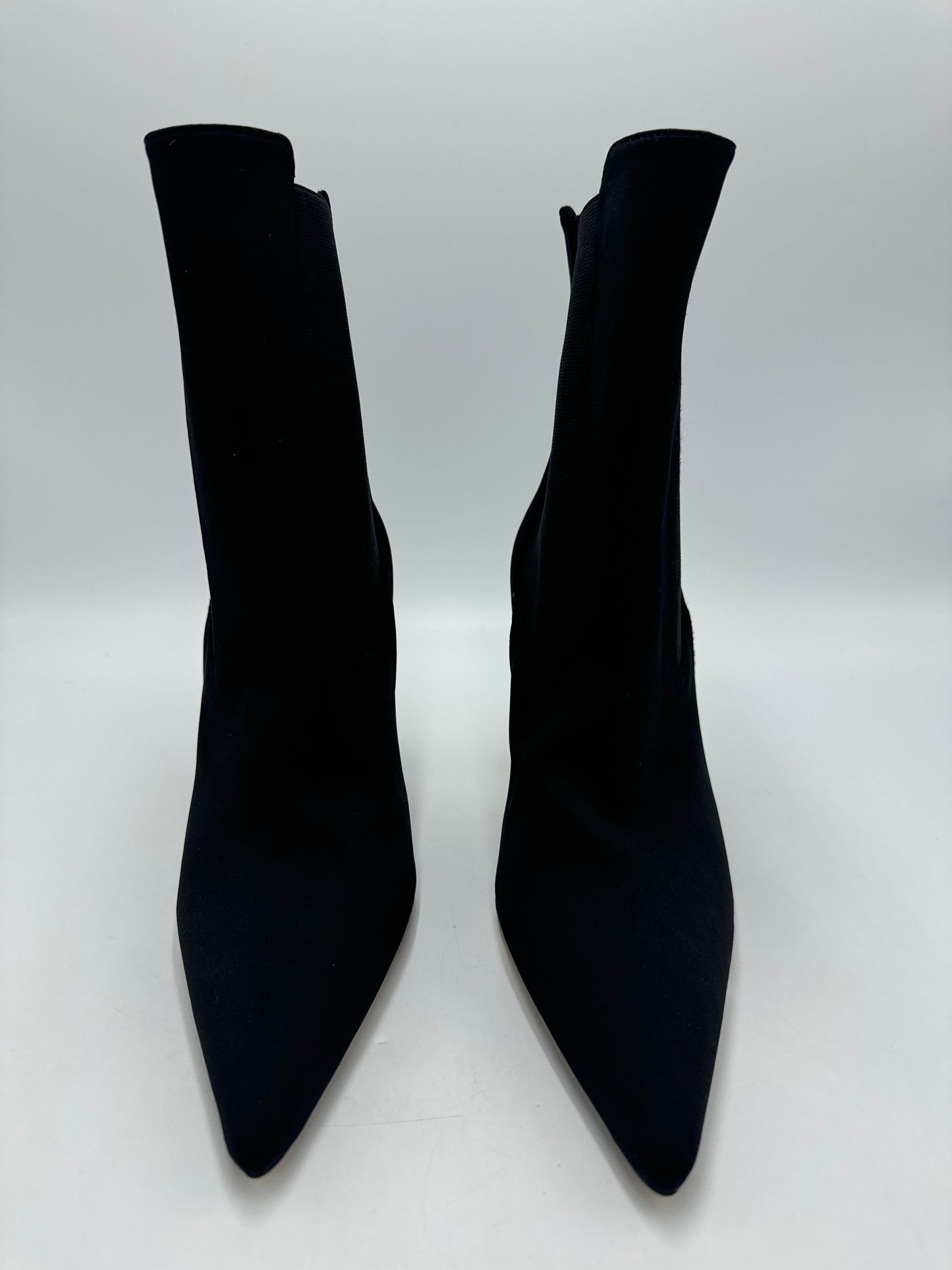 Boots Designer By Good American In Black, Size: 6