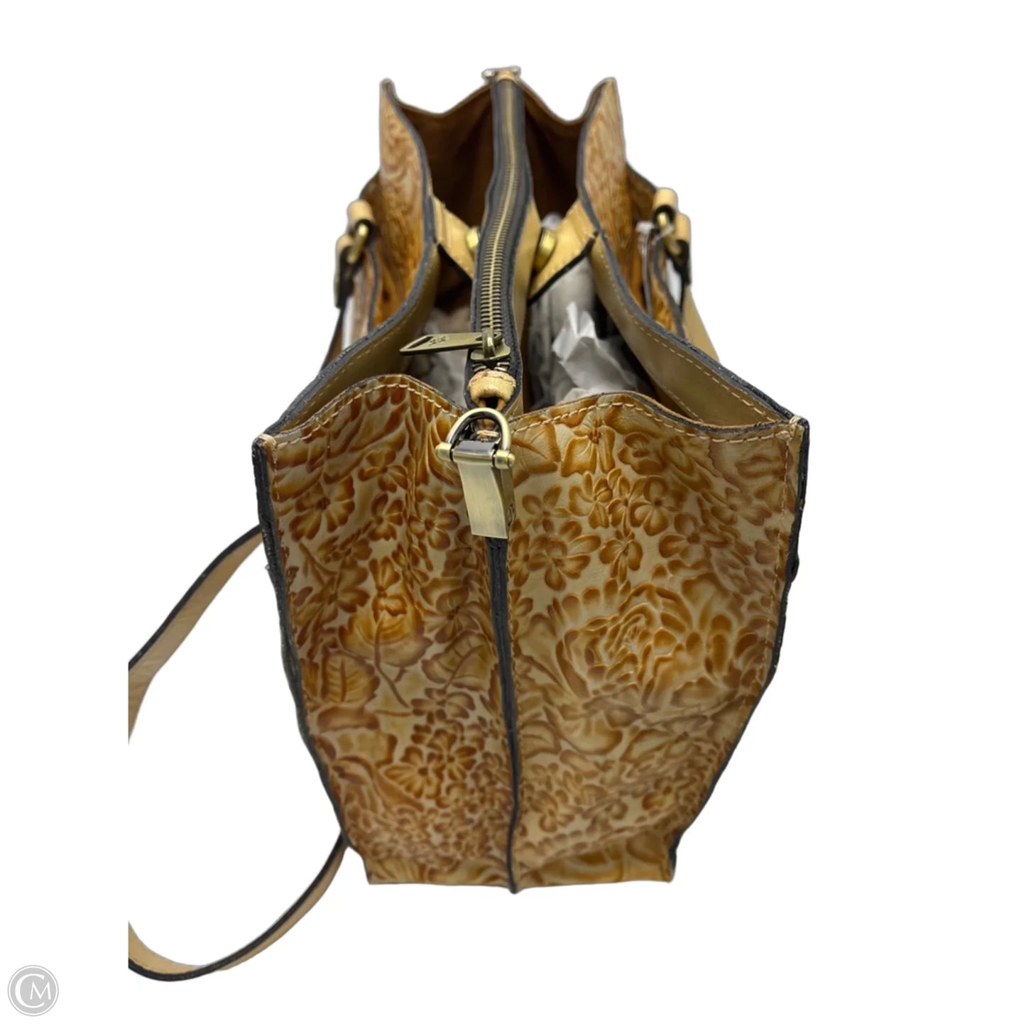 Handbag Designer By Patricia Nash