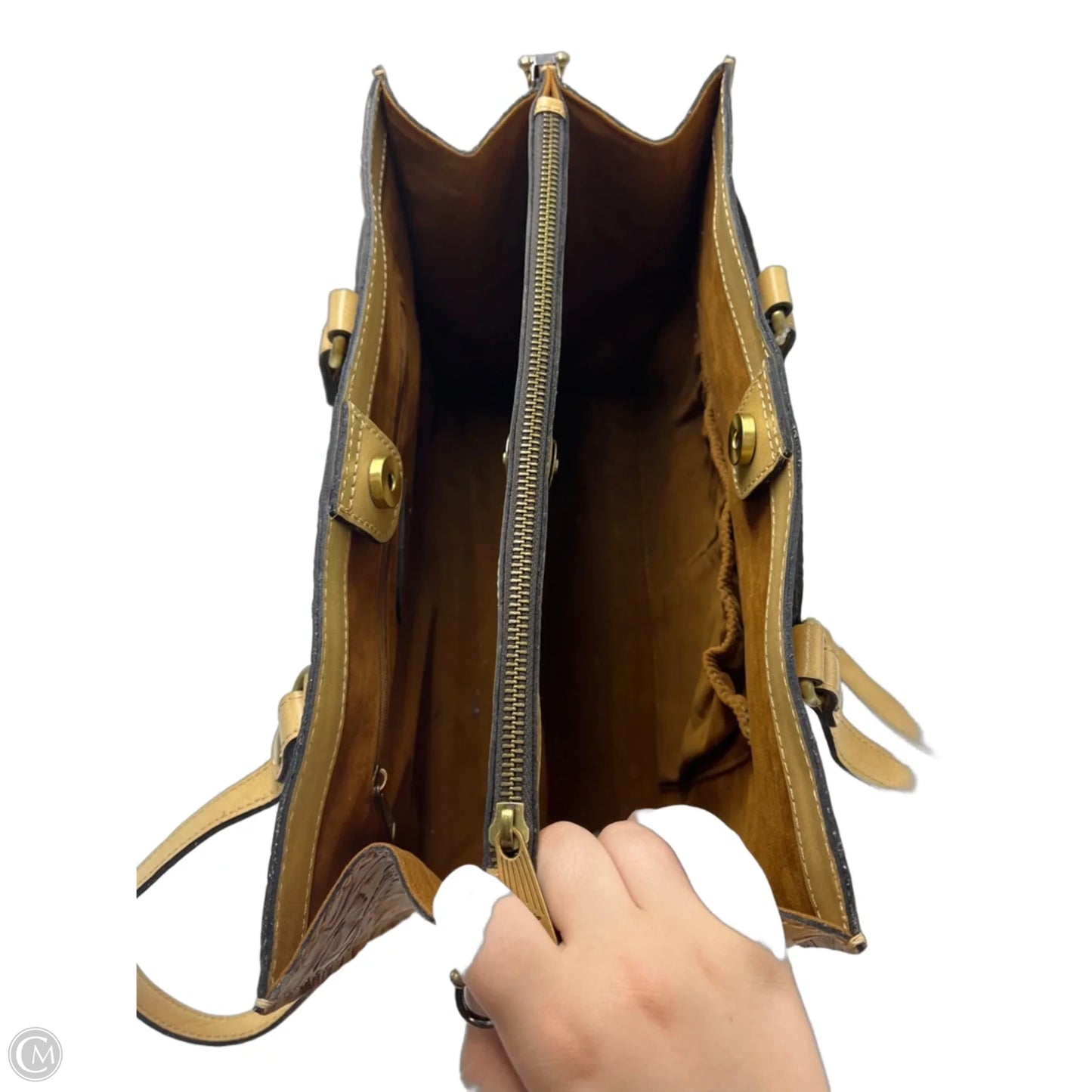Handbag Designer By Patricia Nash