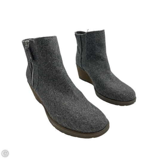 Boots Ankle Heels By Dr Scholls In Grey, Size: 9.5