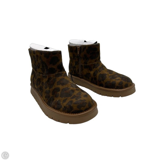 New! Universal Thread Flat Ankle Boots in Animal Print, Size 8