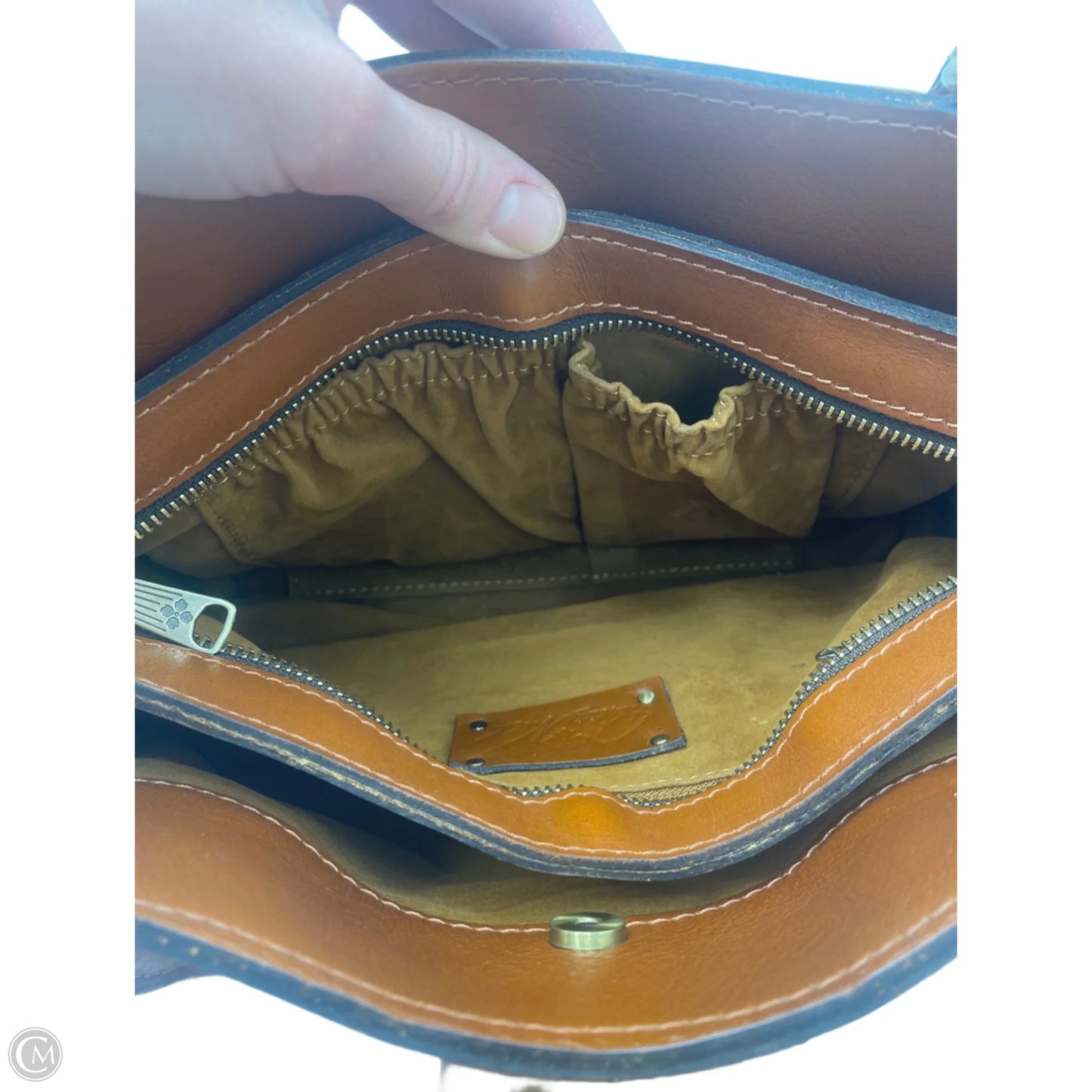 Handbag Designer By Patricia Nash