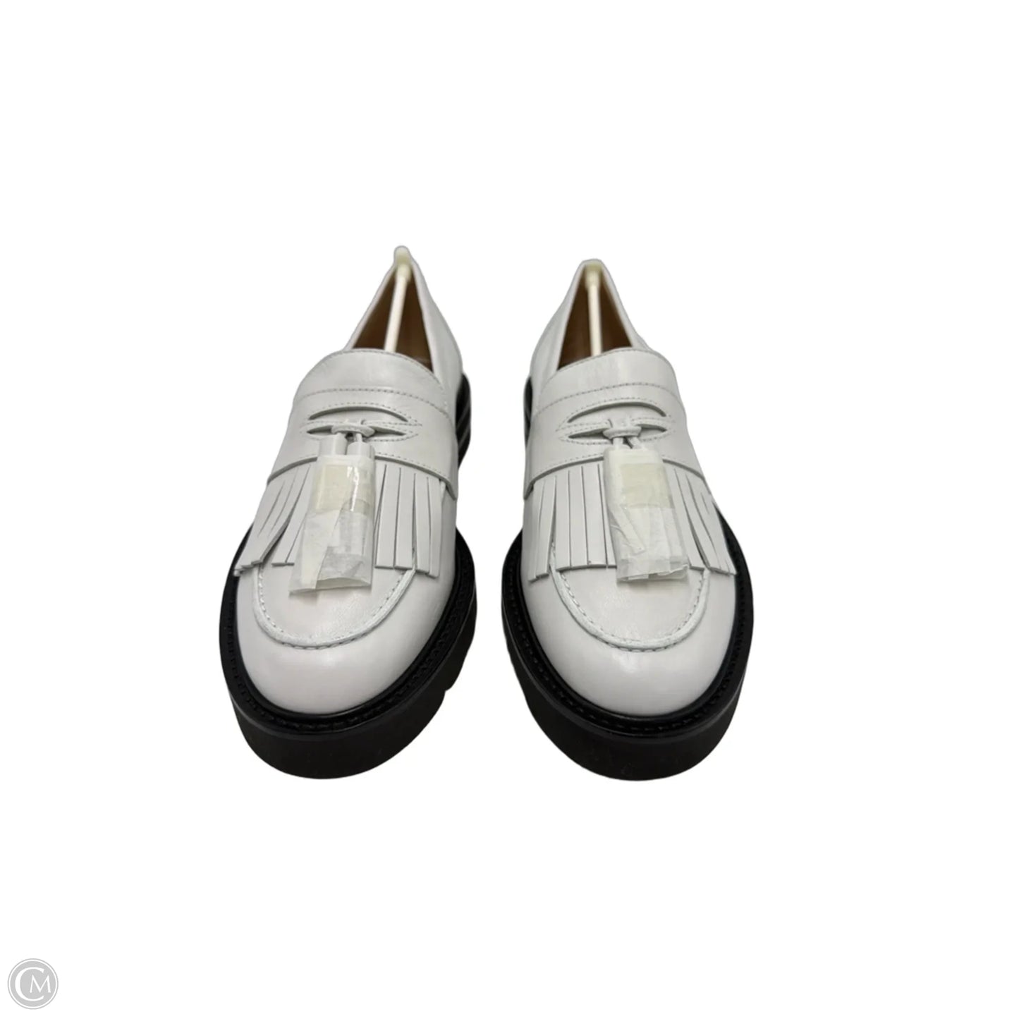 New! Shoes Designer By Stuart Weitzman In White, Size: 9