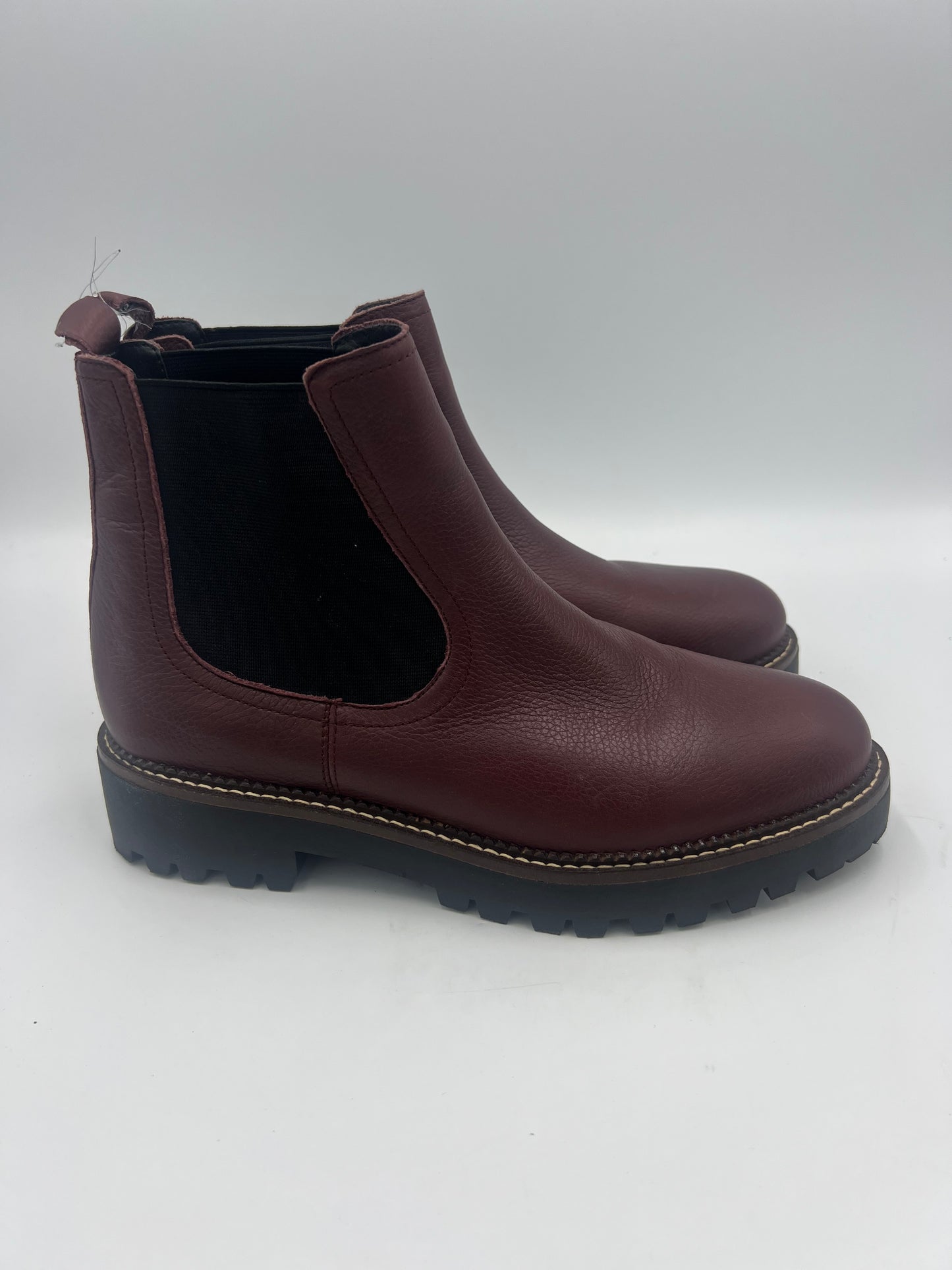 Maroon Boots Ankle Flats Caslon, Size 9.5