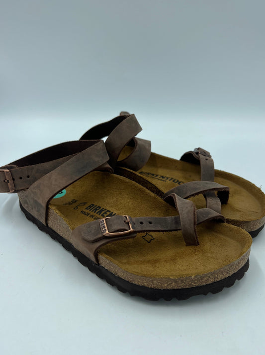 Like New! Sandals Flats By Birkenstock  Size: 5.5