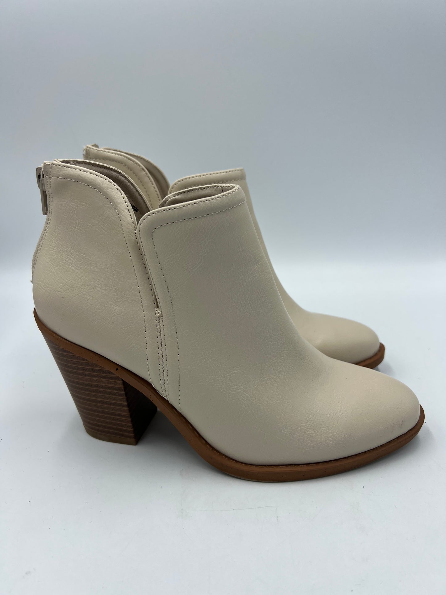 Boots Ankle Heels By Esprit In White, Size: 8