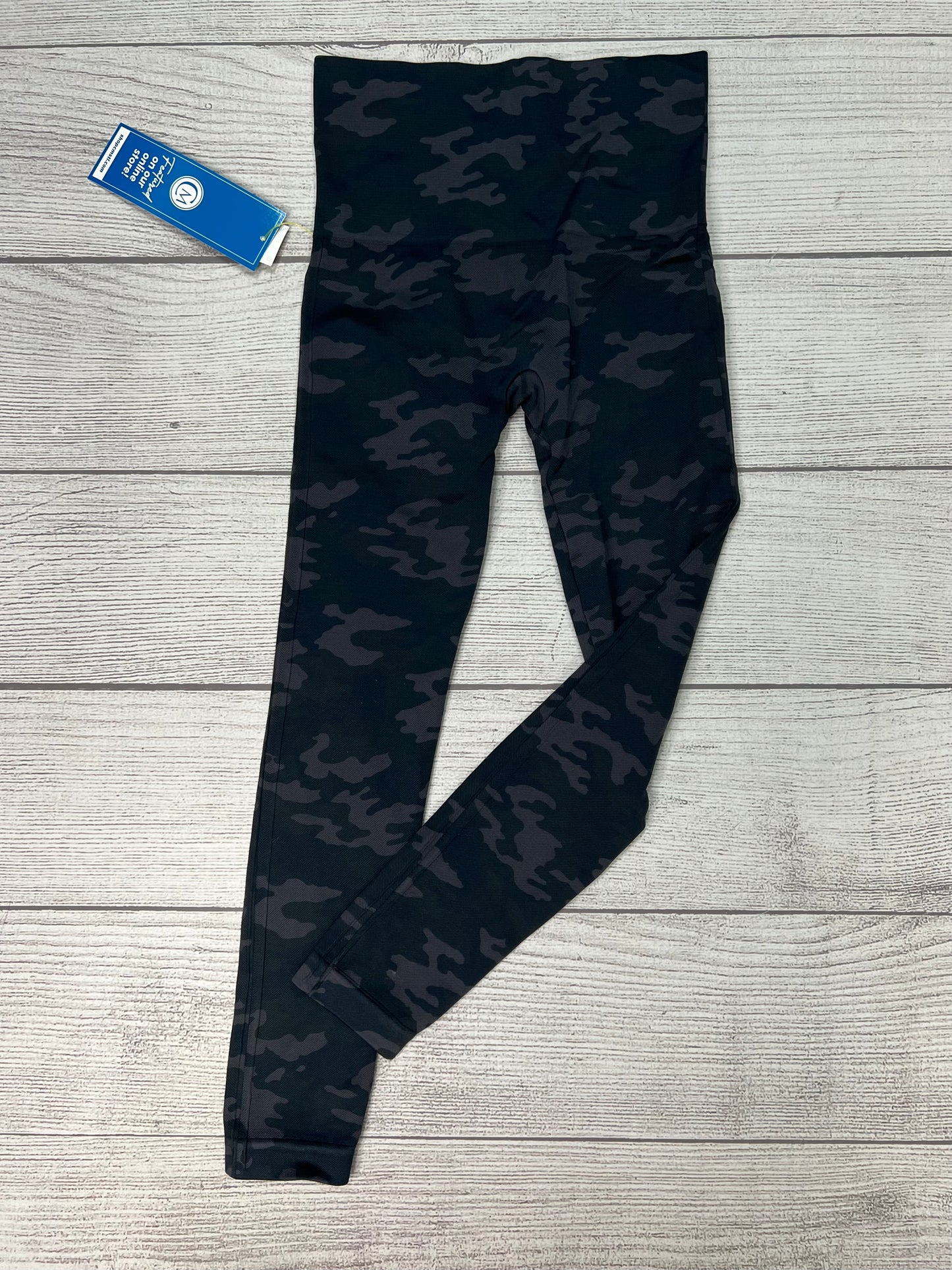 Athletic Leggings By Spanx In Camoflauge, Size: M