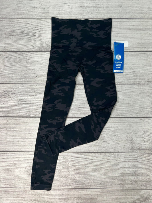 Athletic Leggings By Spanx In Camoflauge, Size: M