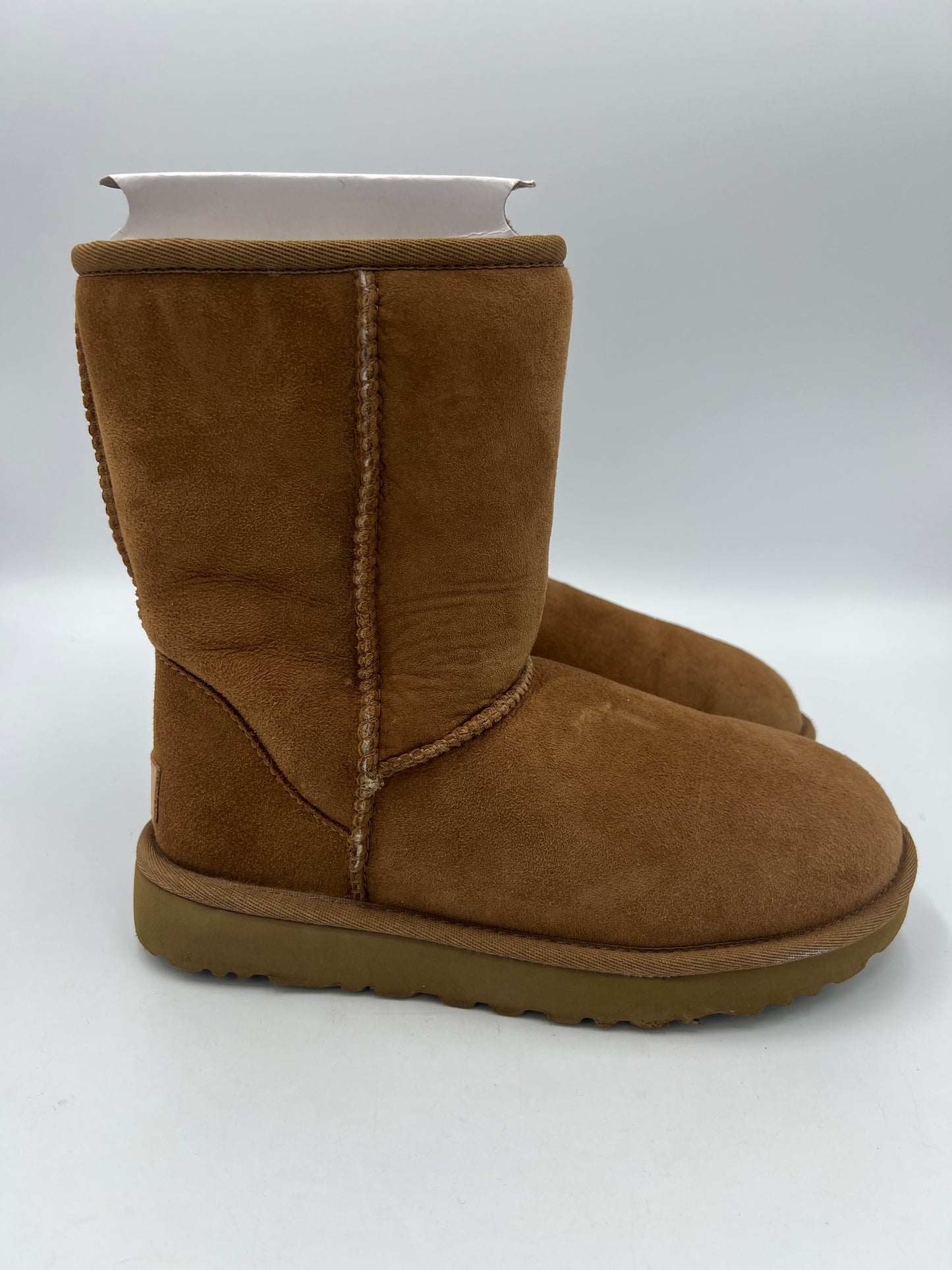 UGG Classic Short Boots In Brown, Size: 6