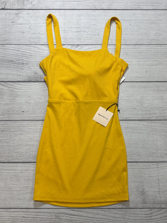 Dress Casual Short By Superdown In Yellow, Size: S