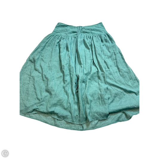 Dress Casual Short By Moon River In Green, Size: M