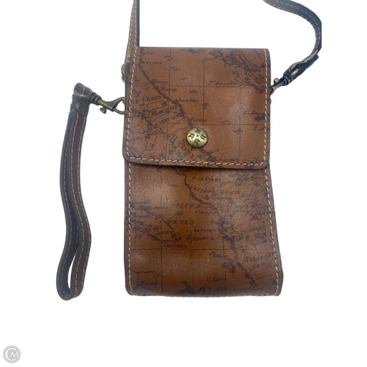 Clutch Designer By Patricia Nash