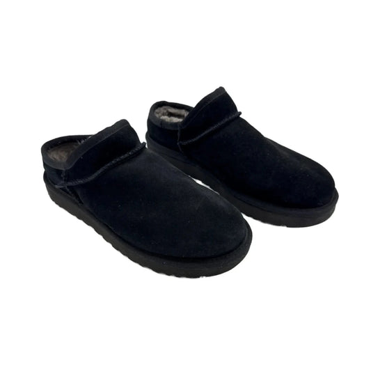 Shoes Designer By UGG In Black, Size: 9