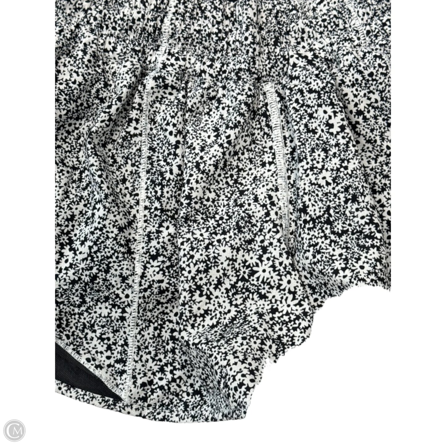 Athletic Shorts By Lululemon In Black & White, Size: S