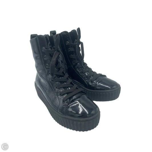 Boots Ankle Flats By Gabor In Black, Size: 8