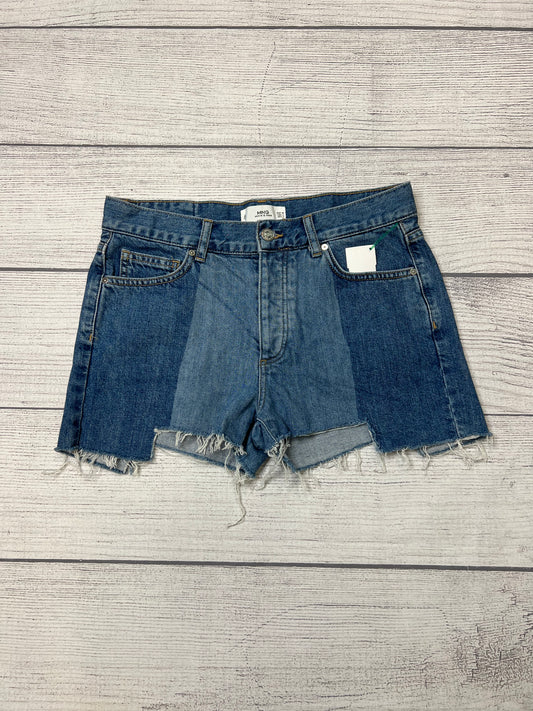 Shorts By Mng  Size: 4