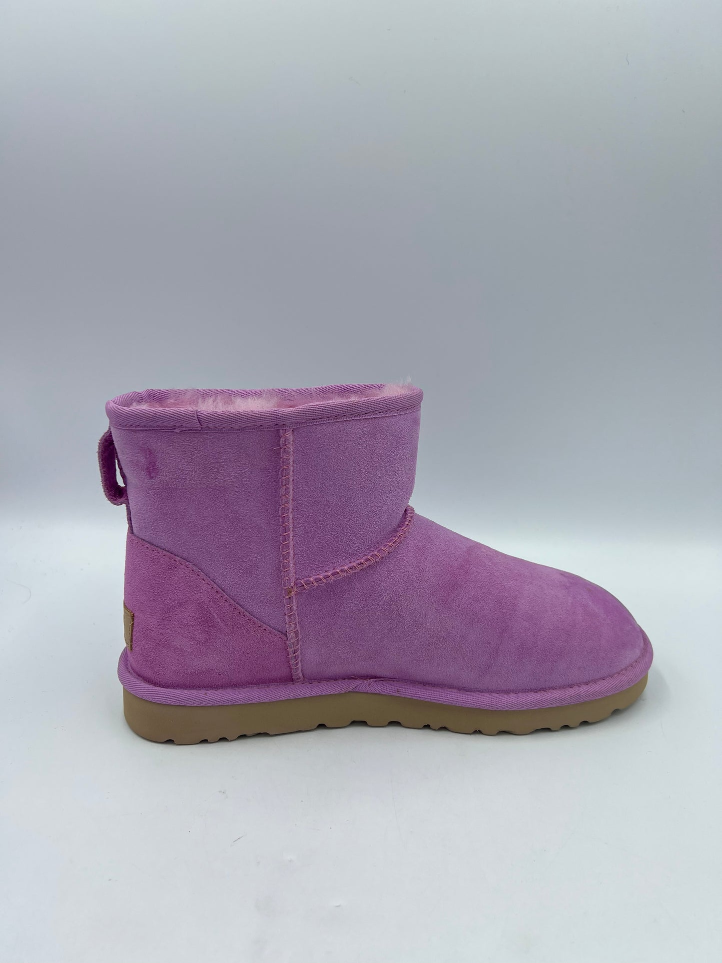 Boots Designer By UGG, Size: 9