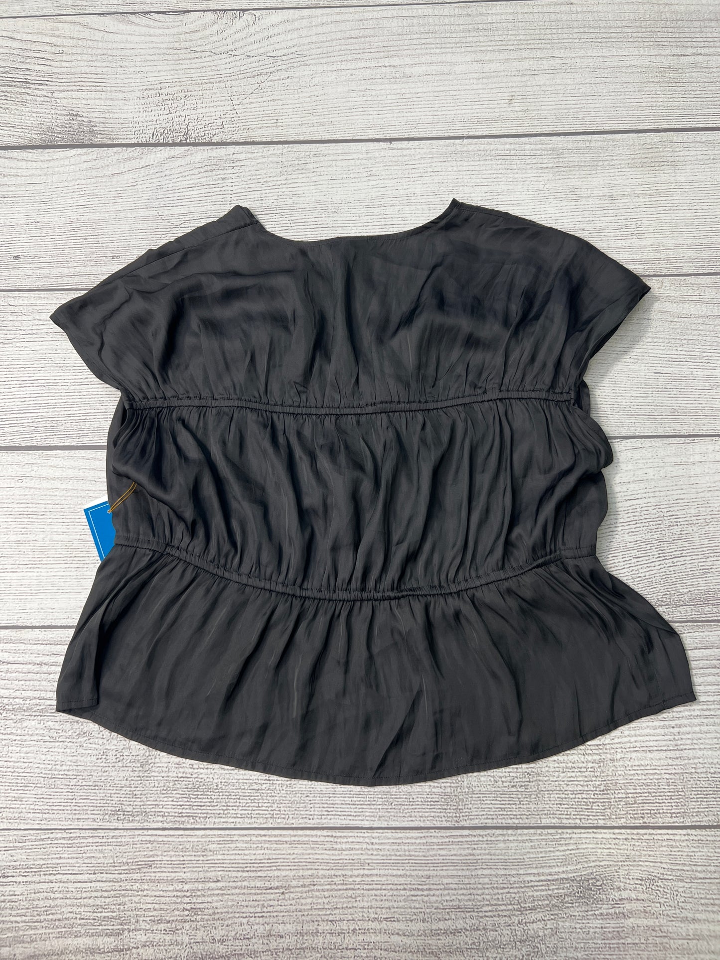 Top Short Sleeve By Old Navy In Black, Size: M