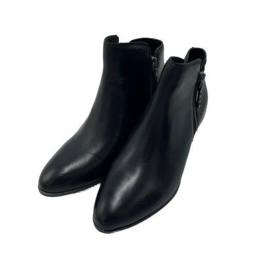 Boots Designer By Frye In Black, Size: 9