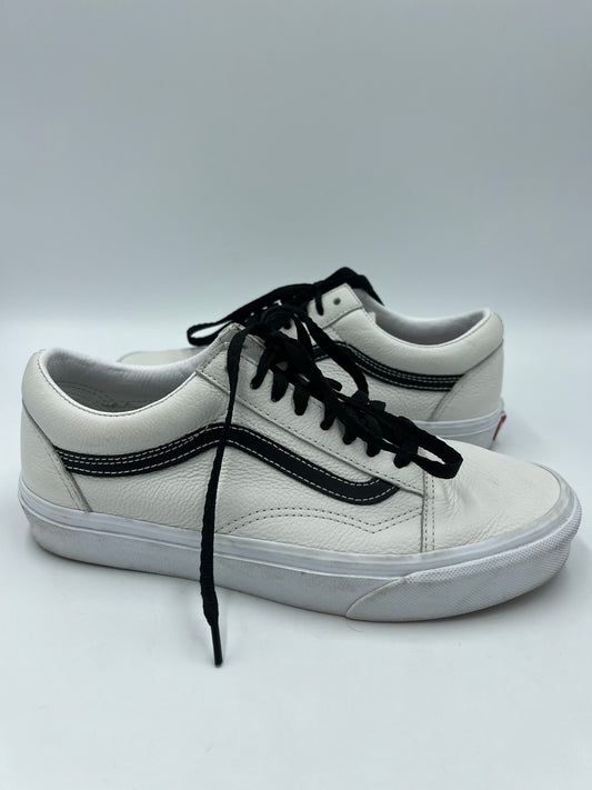 Shoes Sneakers By Vans  Size: 9